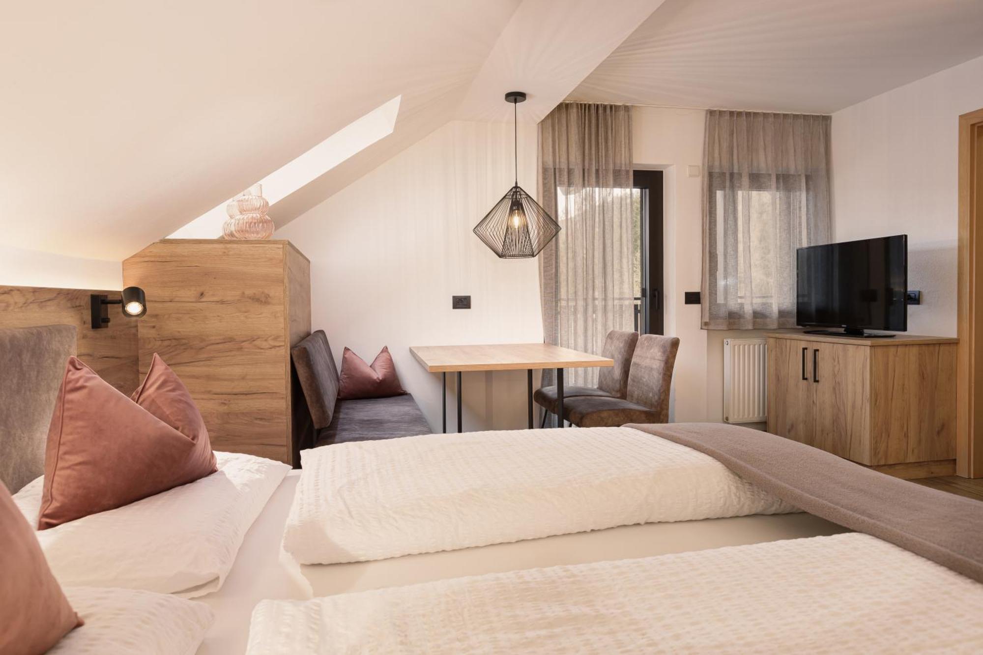 Family Aparthotel Winklwiese Olang Ngoại thất bức ảnh