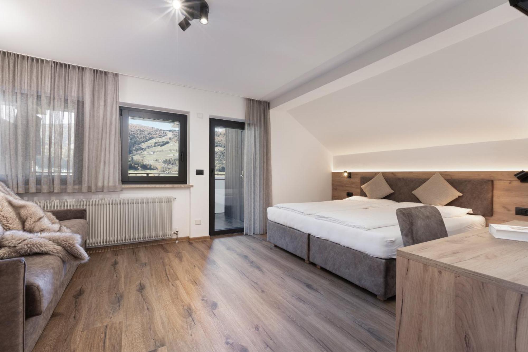 Family Aparthotel Winklwiese Olang Ngoại thất bức ảnh