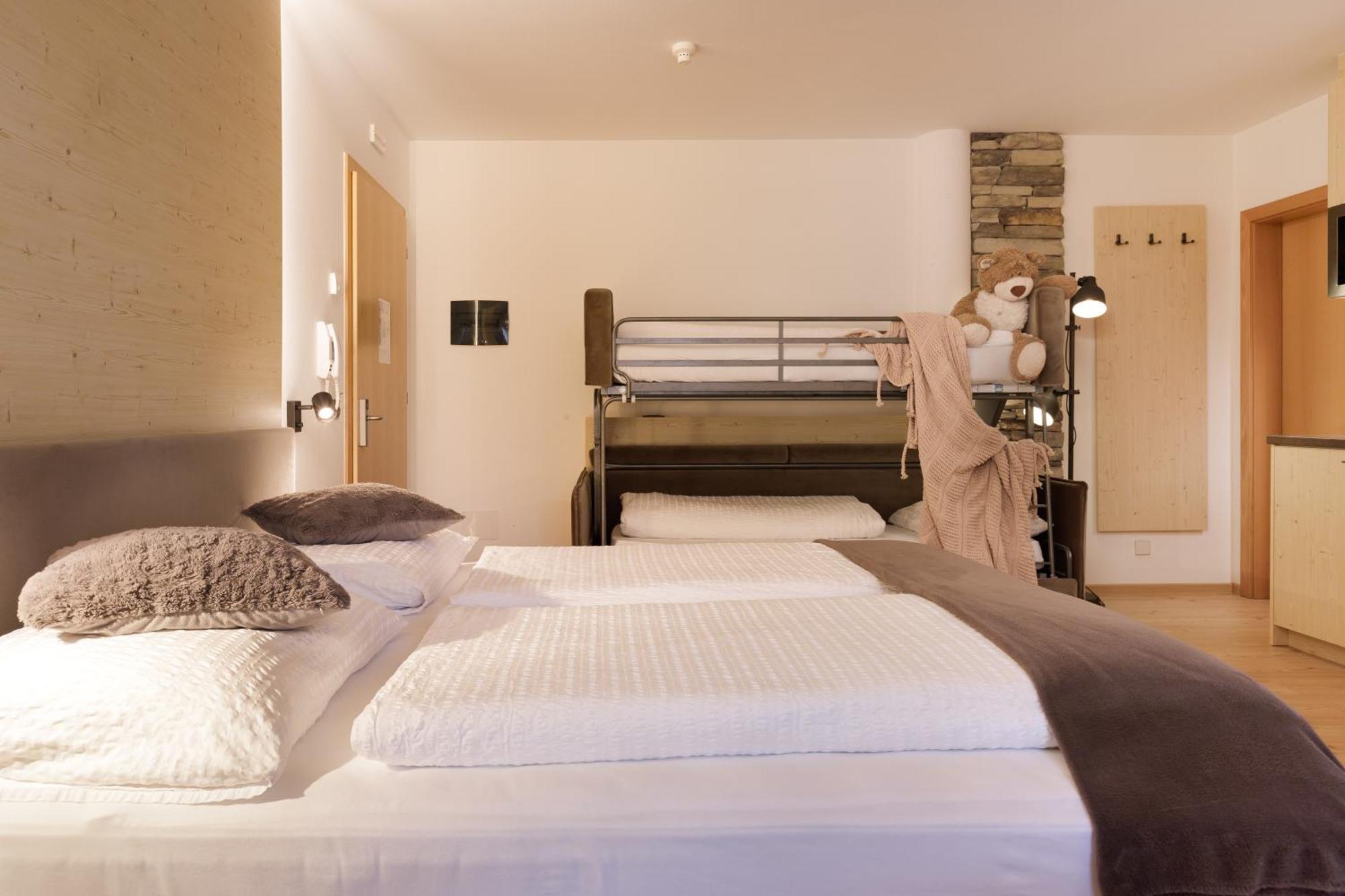 Family Aparthotel Winklwiese Olang Ngoại thất bức ảnh